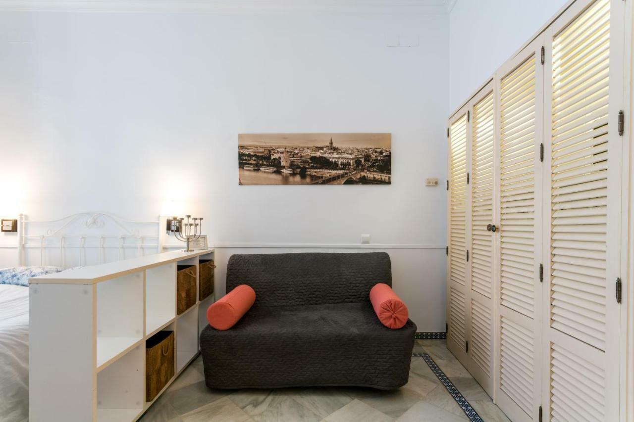 Holidays Isbilia Centro By Valcambre Sevilla Dış mekan fotoğraf